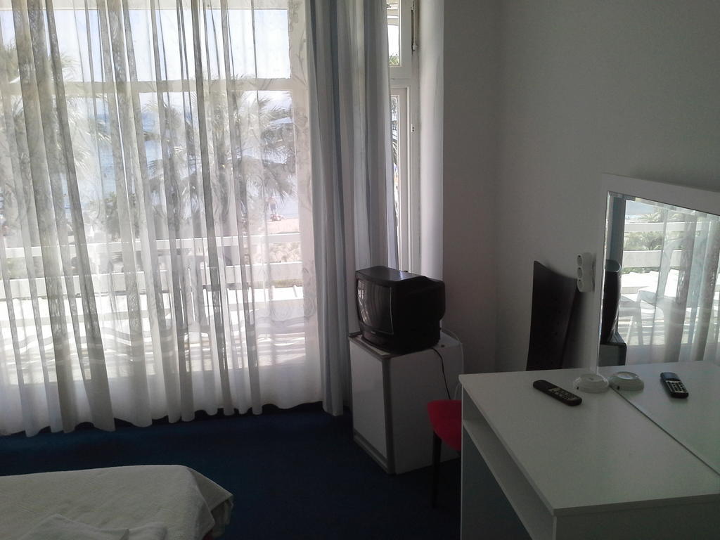Eker Bermuda Hotel إيرديك المظهر الخارجي الصورة